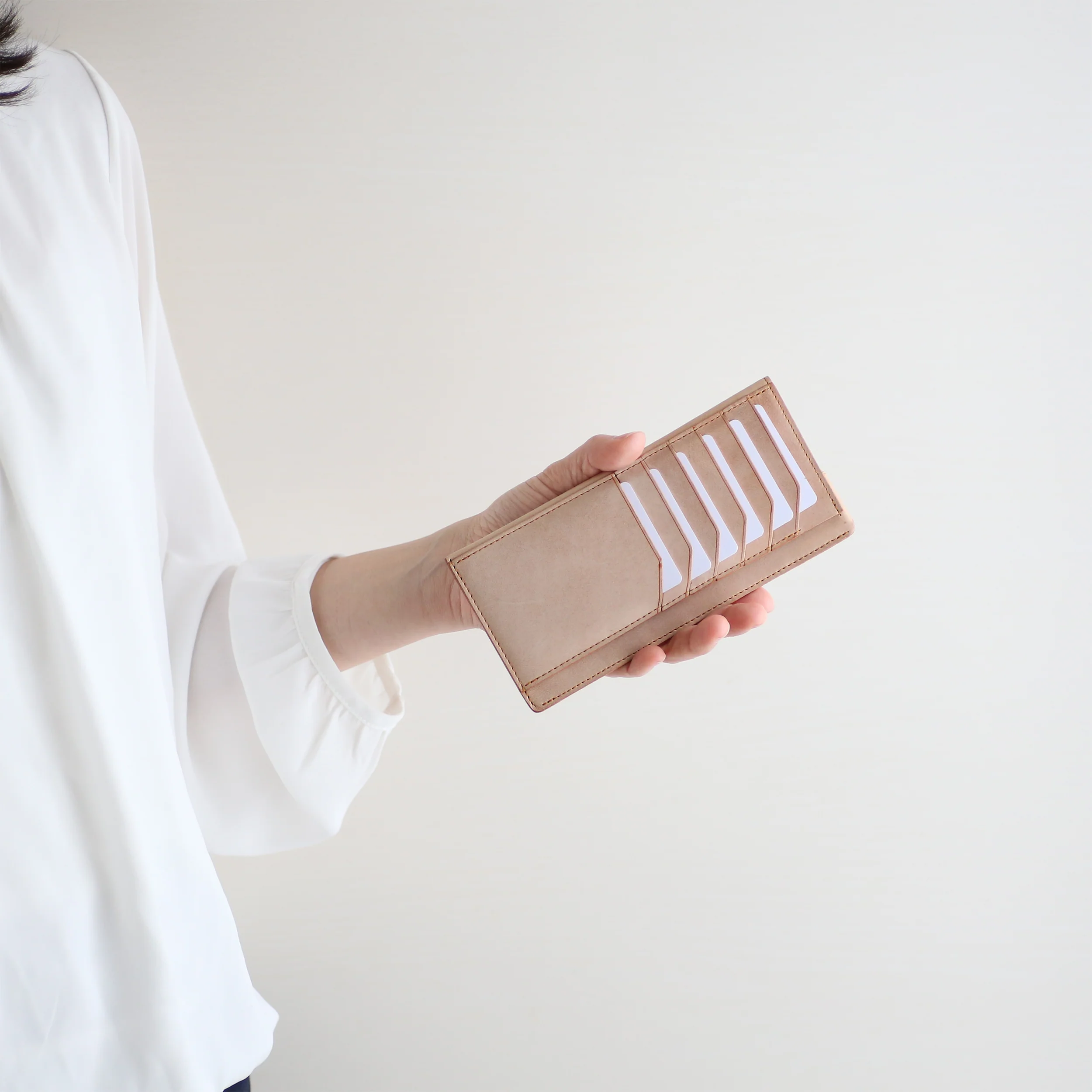 薄く！小さく！大容量な長財布『FRAGMAN® bloom』日本製ハンドメイド - Image 4